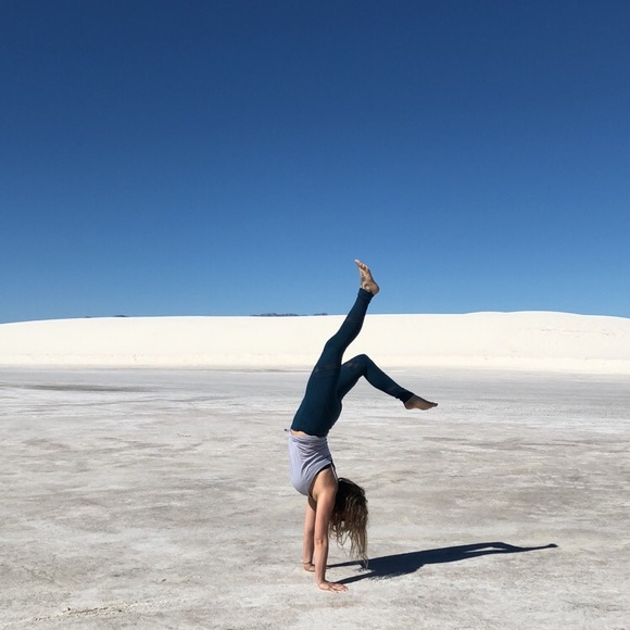 Meet your Posher, Alexandra - Picture 1 of 1